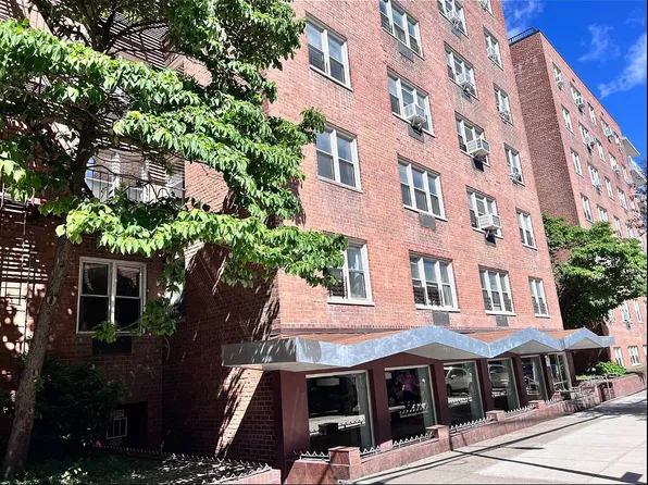 3420 Parsons Blvd #6F, Flushing, NY 11354