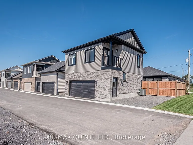 98B Riverstone Way — Photo 1