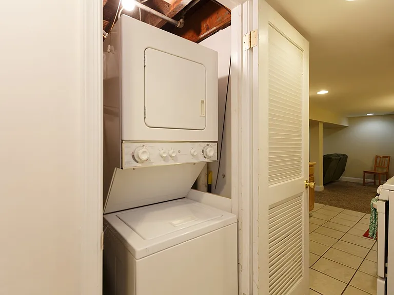 435 Manor Pl NW — Photo 18