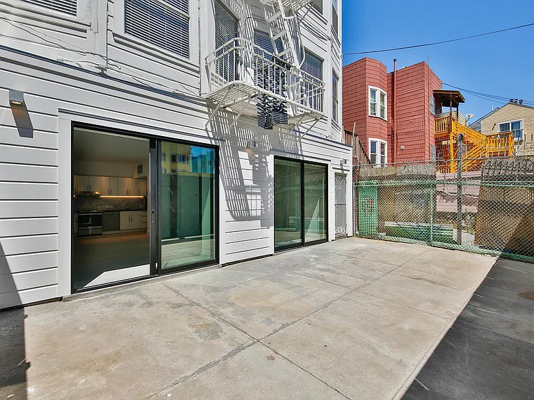 129 Julian Ave #7 — Photo 31