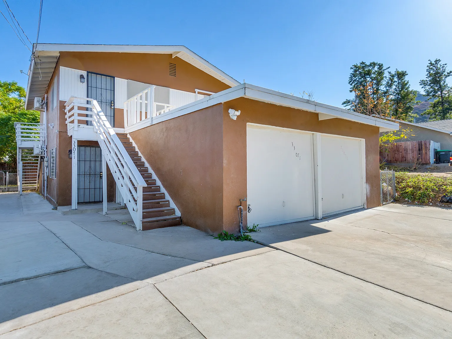 2 bed, 840 sqft, $1,695 — Photo 2