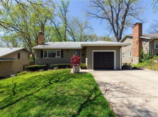 8408 Kenwood Ave, Kansas City, MO 64131