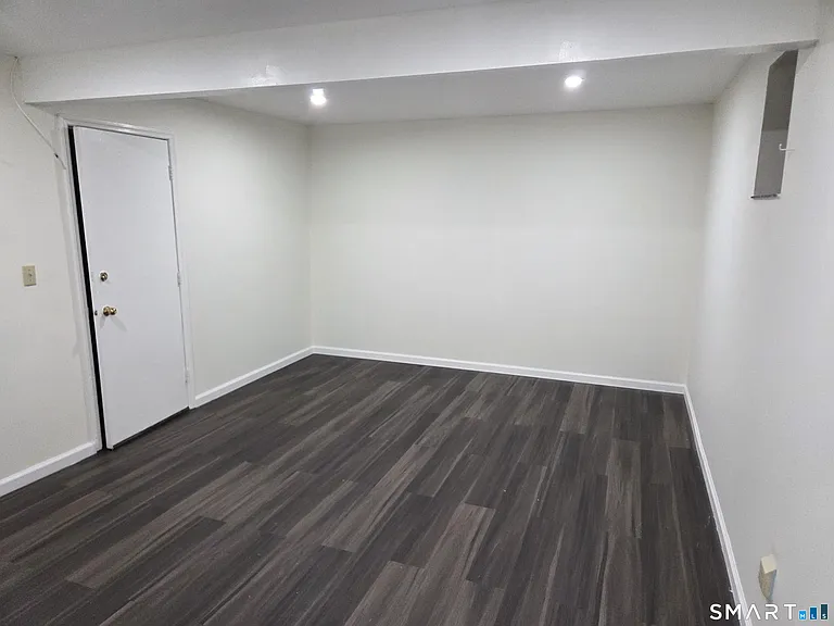 95 Park Ave #20 — Photo 21