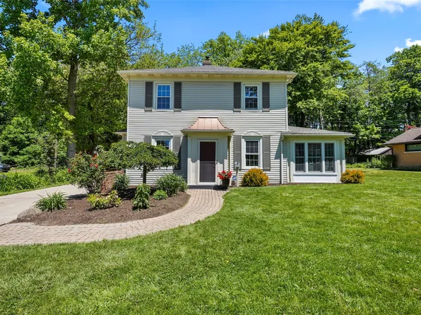 301 Glenruadh Ave, Erie, PA 16505