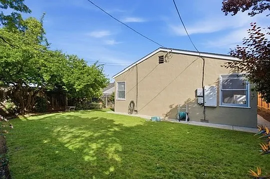 640 Cuesta Ave — Photo 9