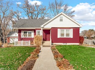 143 E 4th Ave, New Lenox, IL 60451