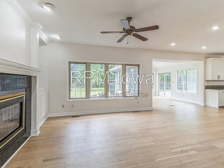 13585 Summit Dr — Photo 5