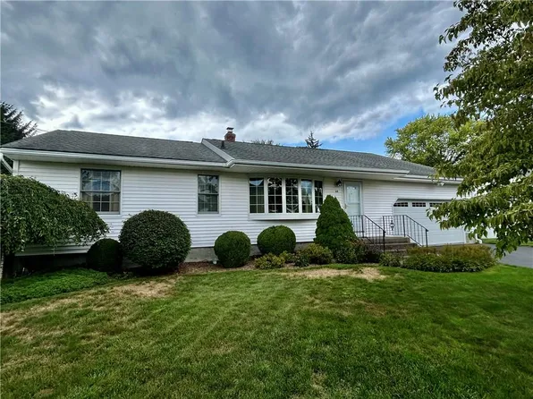 28 Putnam Road, Fishkill, NY 12524