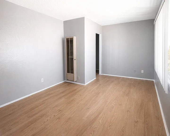 3085 Palm St — Photo 9