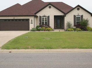 2112 Crowne Heights Dr, Newbern, TN 38059
