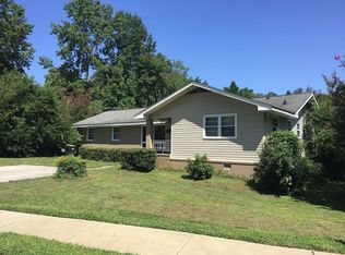 594 Taliaferro Rd, Newport News, VA 23603