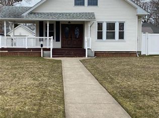 272 Lena Ave, Freeport, NY 11520