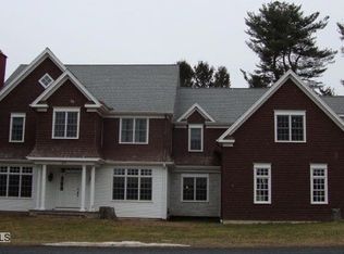 216 Cutlers Farm Rd, Monroe, CT 06468