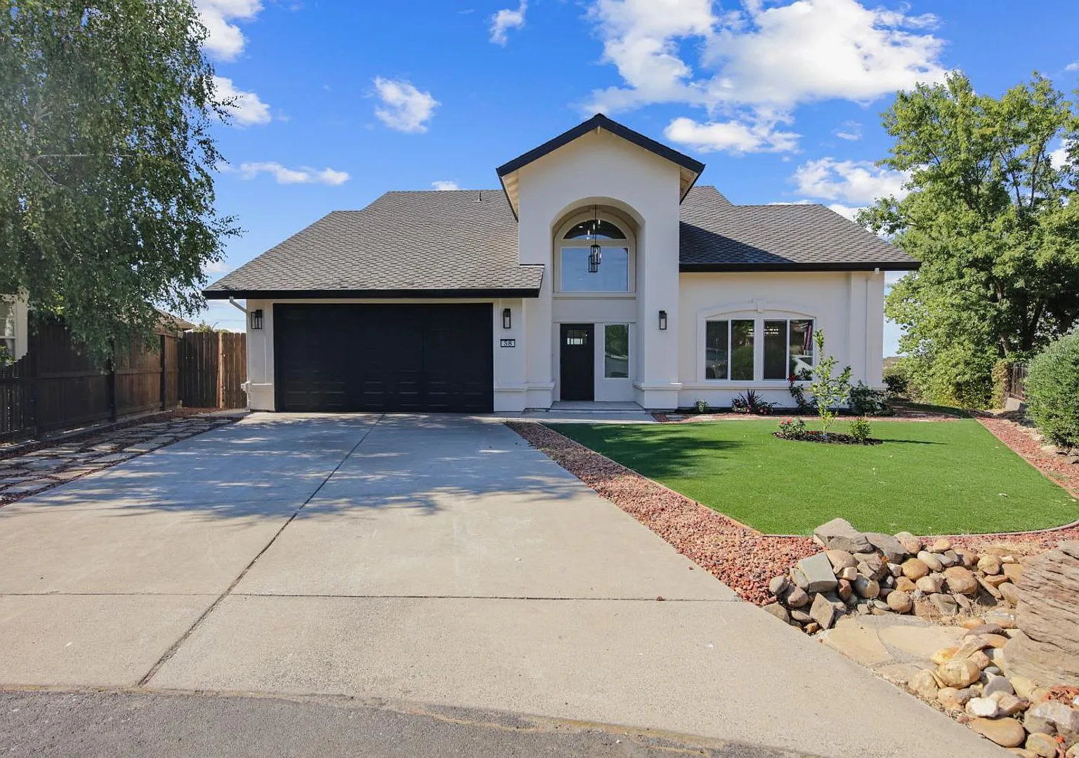 Lakeside Living in Gated Wallace Lake Community — Photo 1