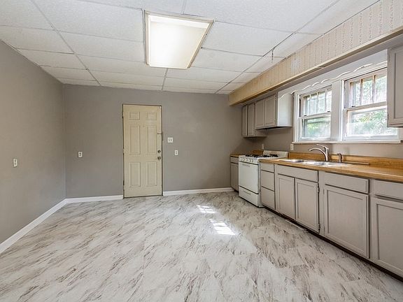 Unit 1 - Kitchen and Dining