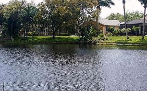 2nd image of 4114 Dahoon Holly Ct
