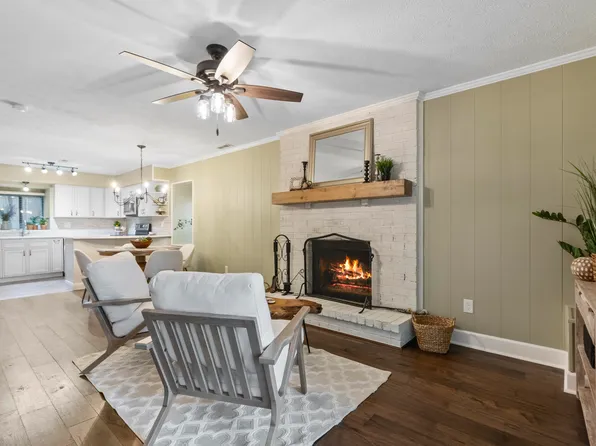 500 Laketower Dr Unit 103, Lexington, KY 40502