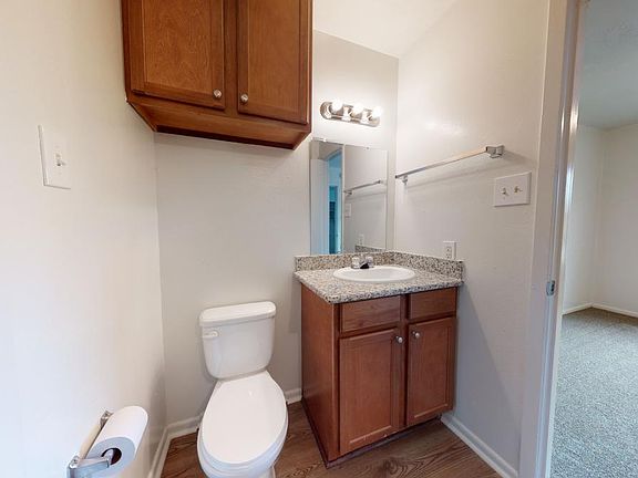 2nd image of 2404 Bosque Dr #38a4fadfa