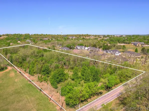 1 S 33rd Ave W, Tulsa, OK 74132