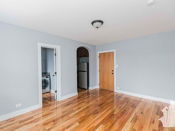3rd image of 550 W Arlington Pl APT 105C