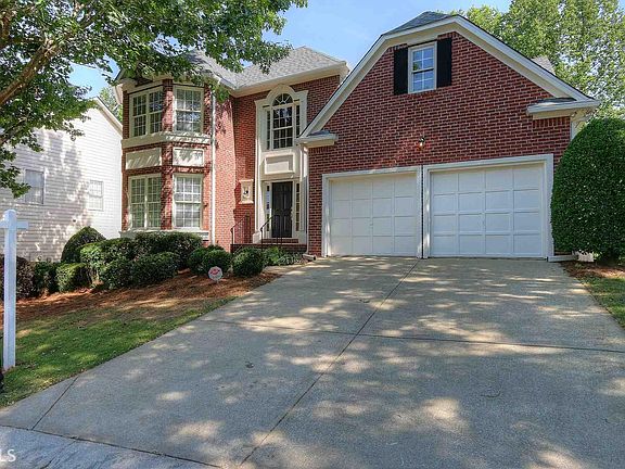 2nd image of 704 Arlington Ln SE #35