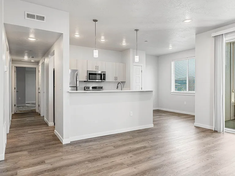 Northview Apartment Homes — Photo 1
