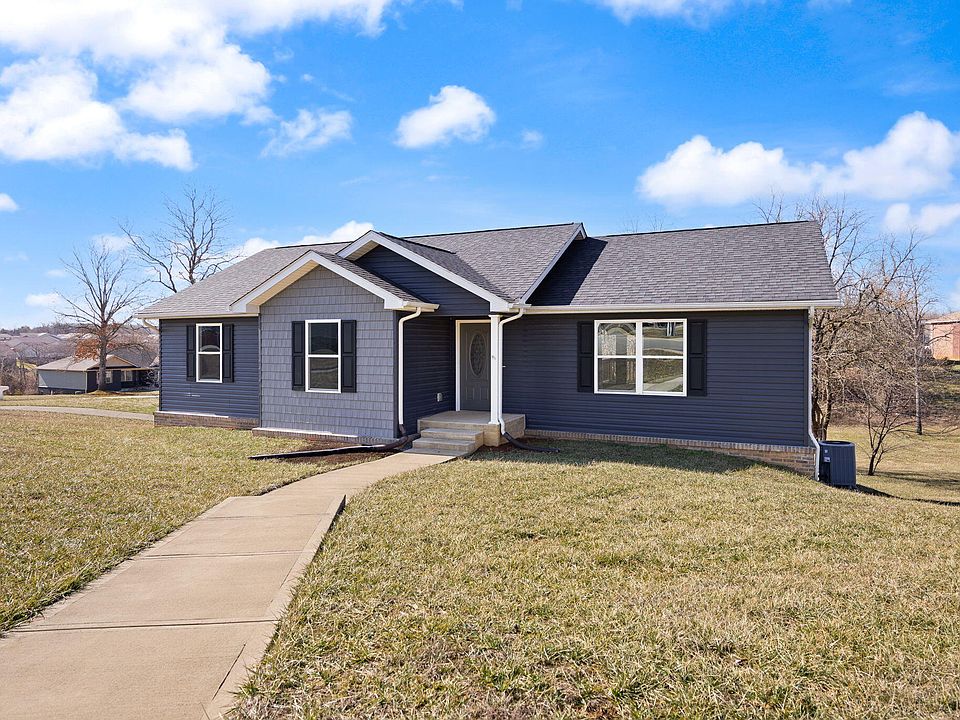 1st image of 81 Grand Crossing Dr