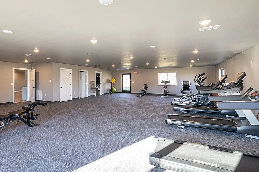 RIVER BEND ESTATES — Photo 4