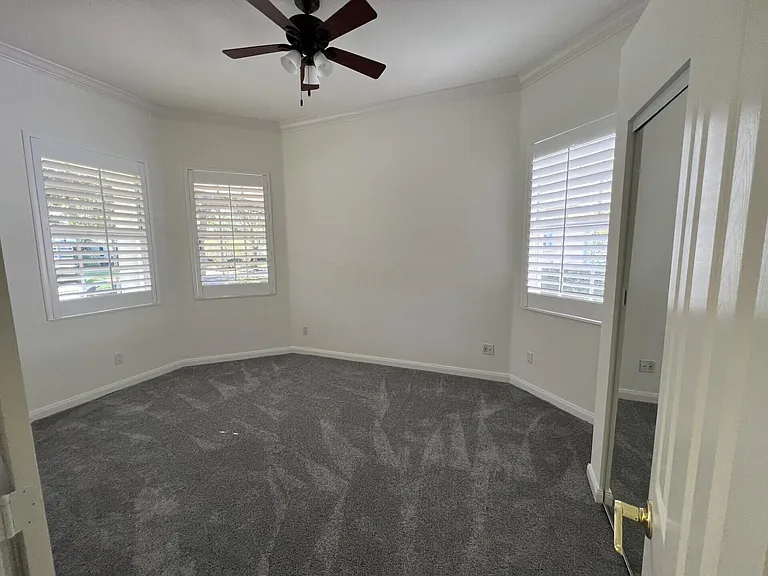 180 Barbados Dr — Photo 9
