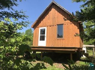 841 Irish Creek Rd, Hovland, MN 55606