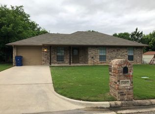 1407 Shirley St, Bridgeport, TX 76426