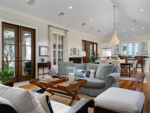 4th image of 1599 Gracewood Ln
