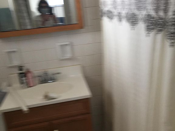 4th image of 116 E Woodruff Ave APT C