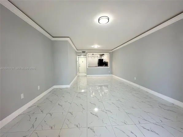 871 NE 207th Ter, North Miami Beach, FL