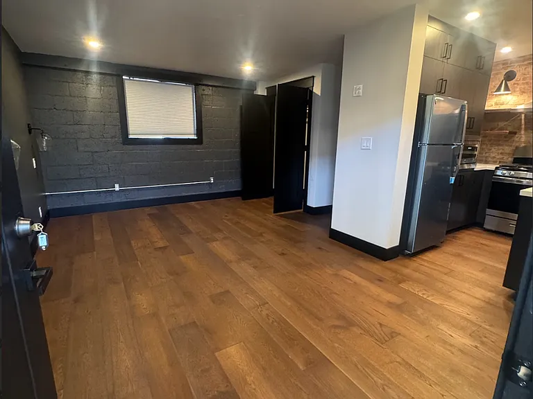 1259 Market St #3 — Photo 1