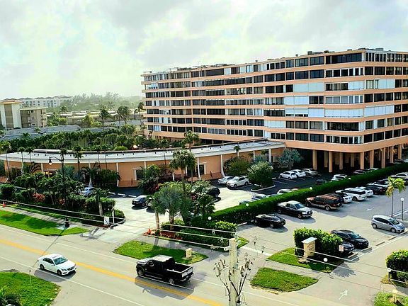 2nd image of 3589 S Ocean Blvd #143