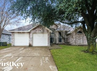 136 Woodcreek Dr, Rockwall, TX 75032