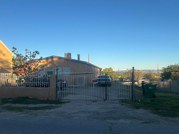 4th image of 3004 Owen Rd SW