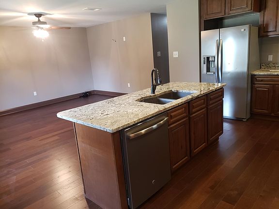 4th image of 25438 Homestead Dr