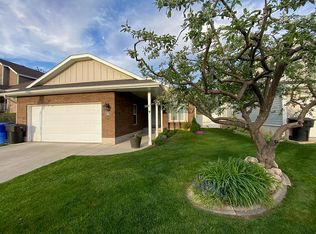924 N 1100 W, Farmington, UT 84025