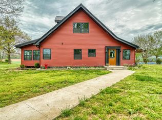 8729 Clarksville Rd, Russellville, KY 42276