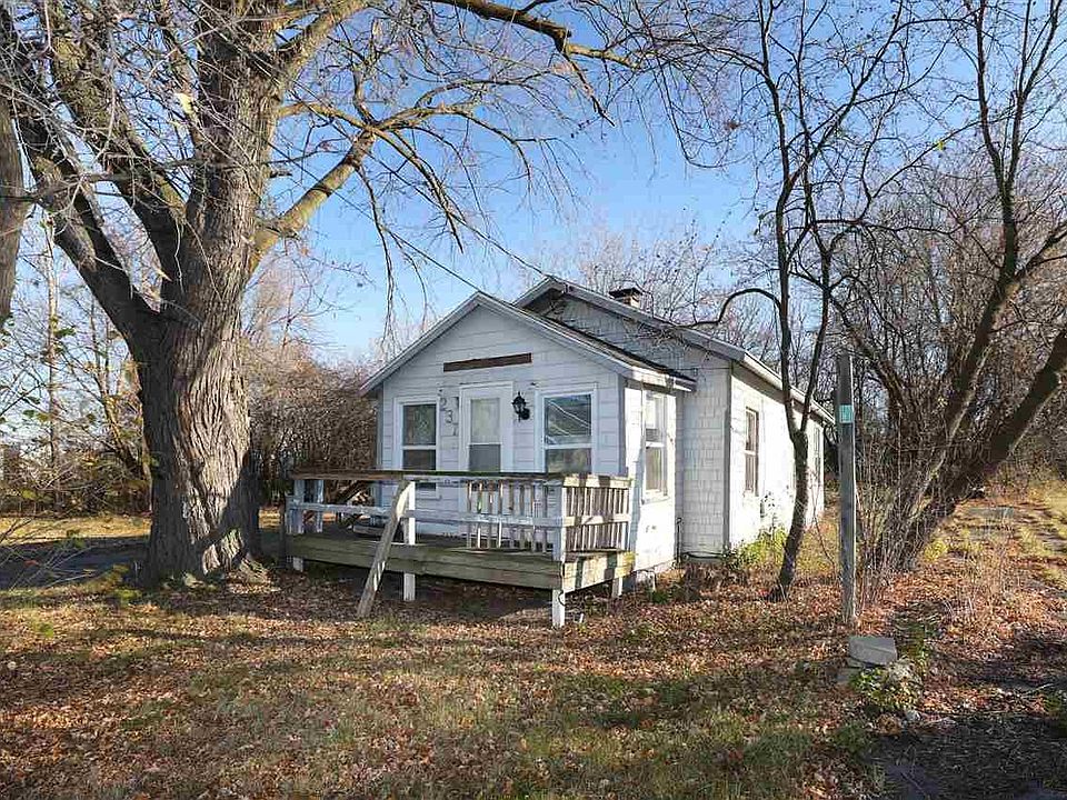 1st image of 237 Gruenwald Ave