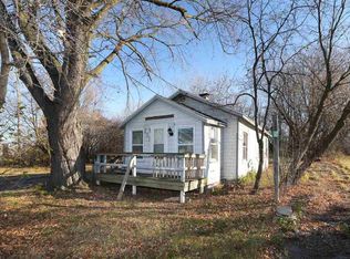 237 Gruenwald Ave, Neenah, WI 54956