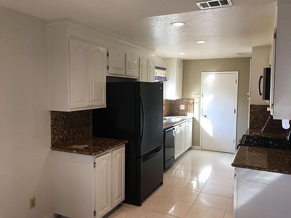 4th image of 9050 Williamson Ct