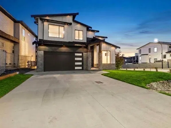 10545 McVeety St, Maple Ridge, BC V2W 0K3