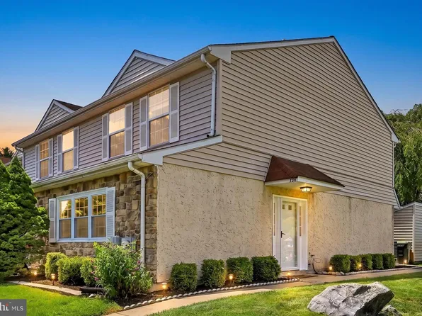 720 Springfield Ct, Downingtown, PA 19335