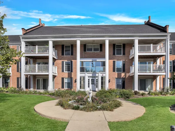 5501 Carriageway Dr APT 313A, Rolling Meadows, IL 60008