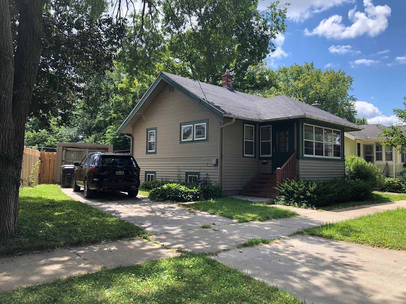 2561 Upham St, Madison, WI 53704 Zillow