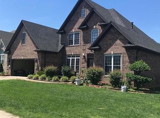 1785 Kenilwood Way, Bowling Green, KY