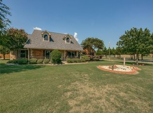 105 Hidden Creek Ln, Red Oak, TX 75154